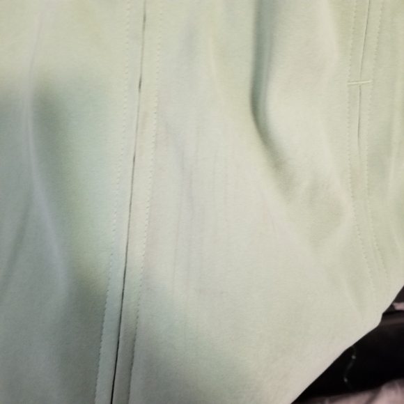 London Fog pistachio green rain jacket - Picture 6 of 6